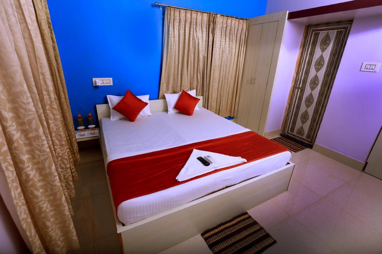 Railview Inn Bhuvanesvar Kültér fotó
