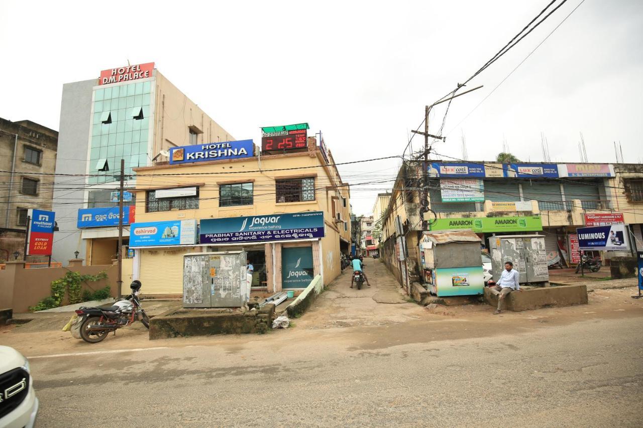 Railview Inn Bhuvanesvar Kültér fotó
