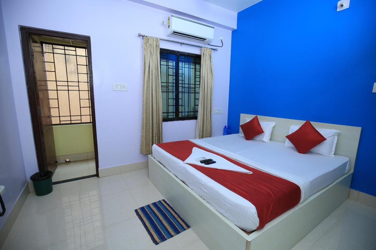 Railview Inn Bhuvanesvar Kültér fotó